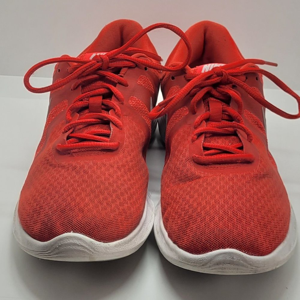 Nike Revolution 4 Red Size USA 10.5